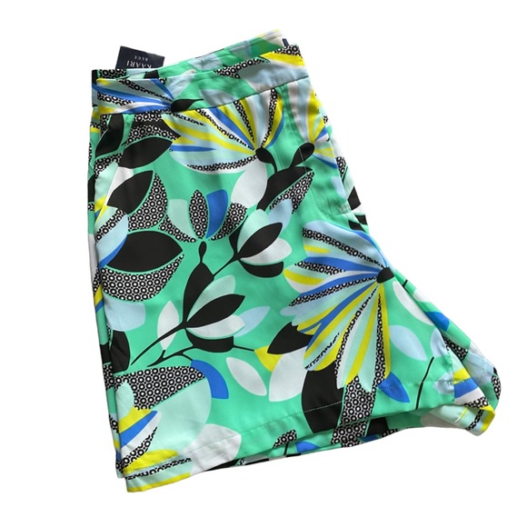 New without tags Floral abstract soft shorts by KAARI - Picture 1 of 7